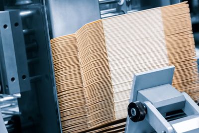 Are Wall Street Analysts Bullish on International Paper Stock?